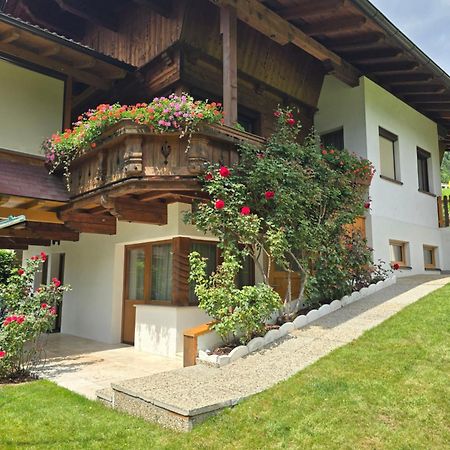 Landhaus Knoflach Нойштифт-им-Штубайталь Экстерьер фото
